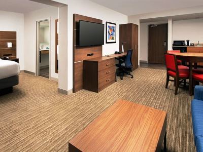 Express & Baltimore - Bwi Airport North By Ihg